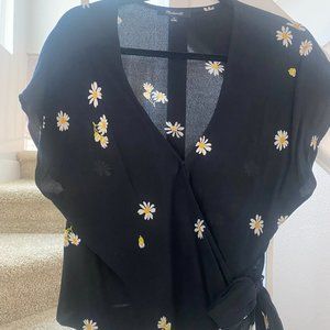 Madewell Sash-Tie Wrap Top in Lazy Daisies